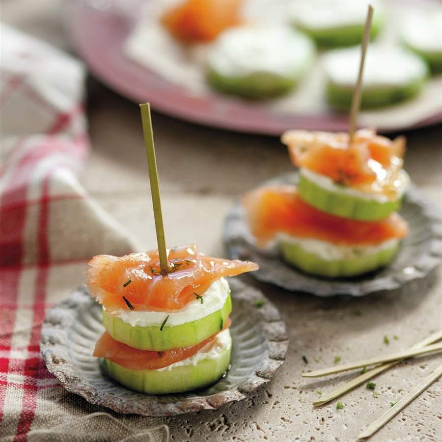 Pincho de salmón y pepino