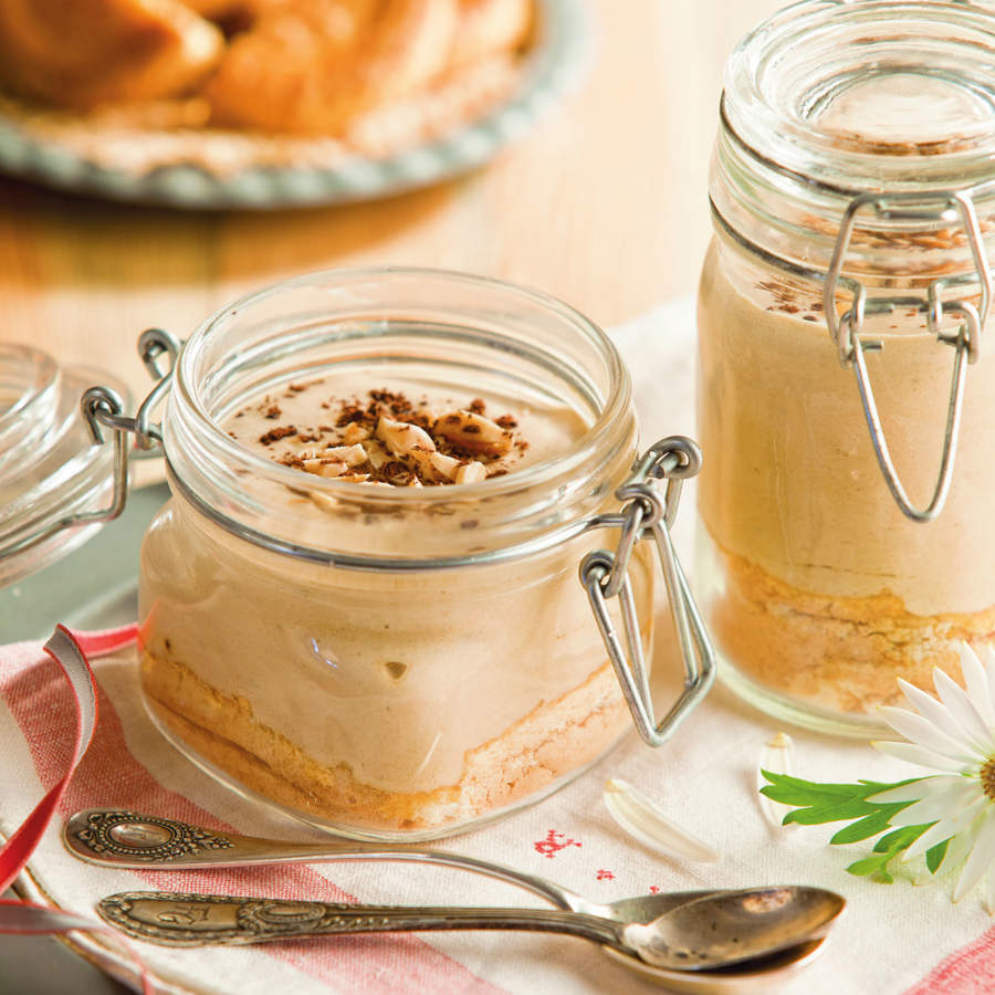 postre fácil sin horno mousse de leche condensada con almendras