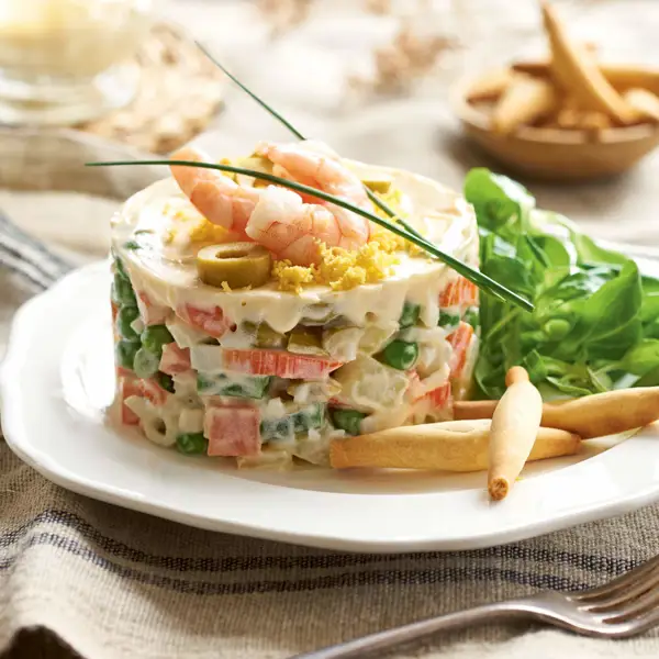 3 recetas de ensaladilla rusa ricas, rápidas y diferentes: para que los amantes de este plato tradicional descubran deliciosas variaciones