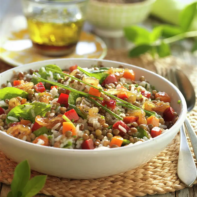 Ensalada de lentejas y arroz con verduritas