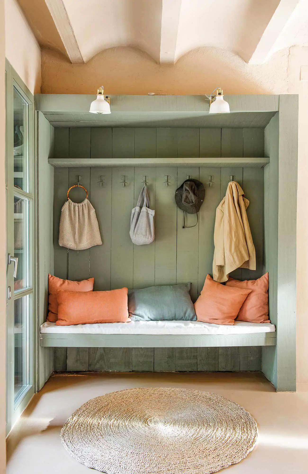 Con un (práctico) mueble a medida
