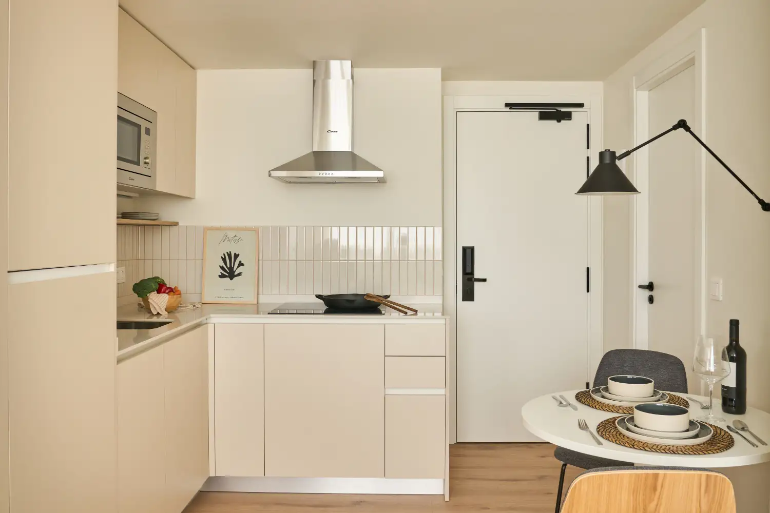 Una cocina bien aprovechada con comedor