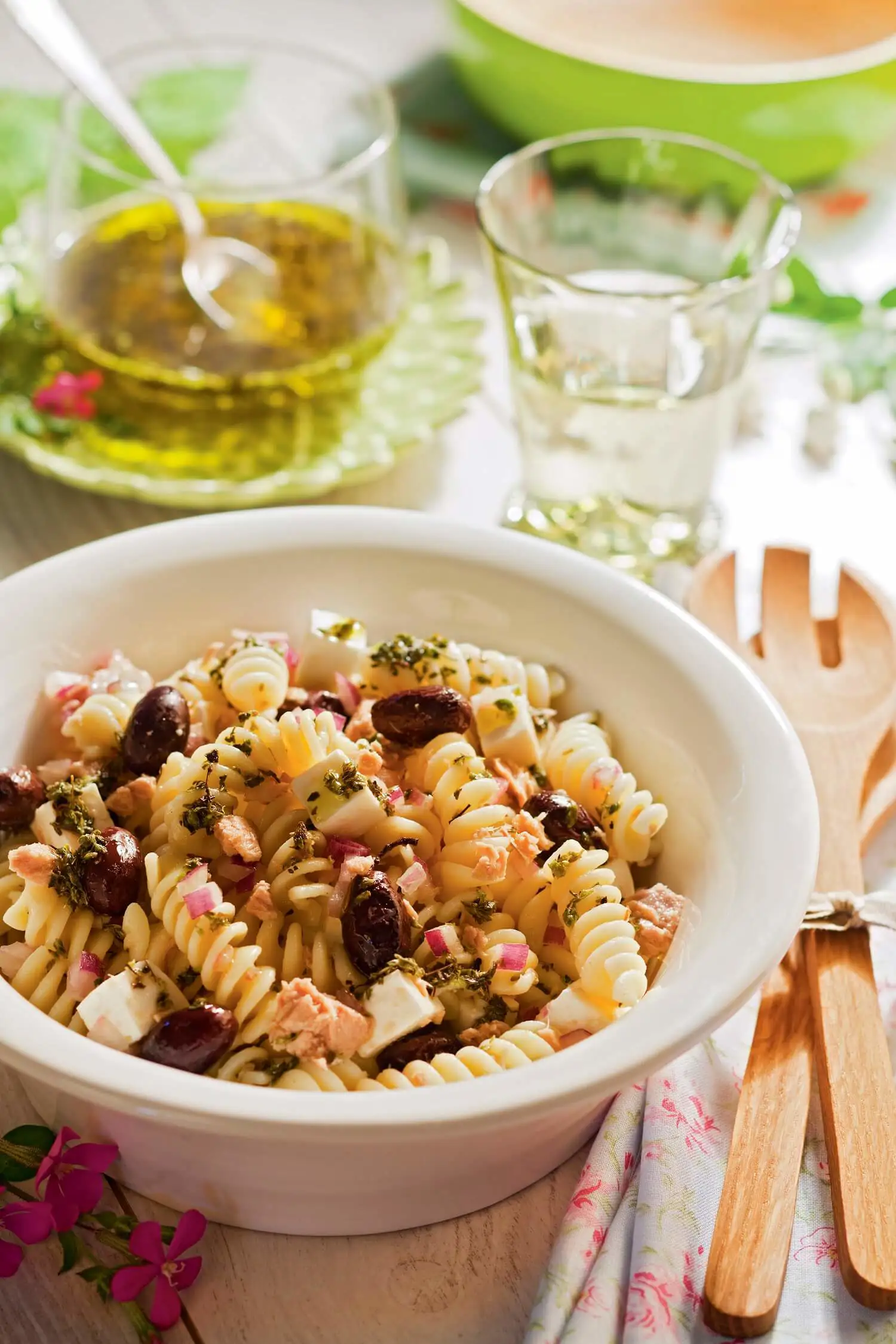 recetas para comer en la oficina Ensalada de pasta con atún