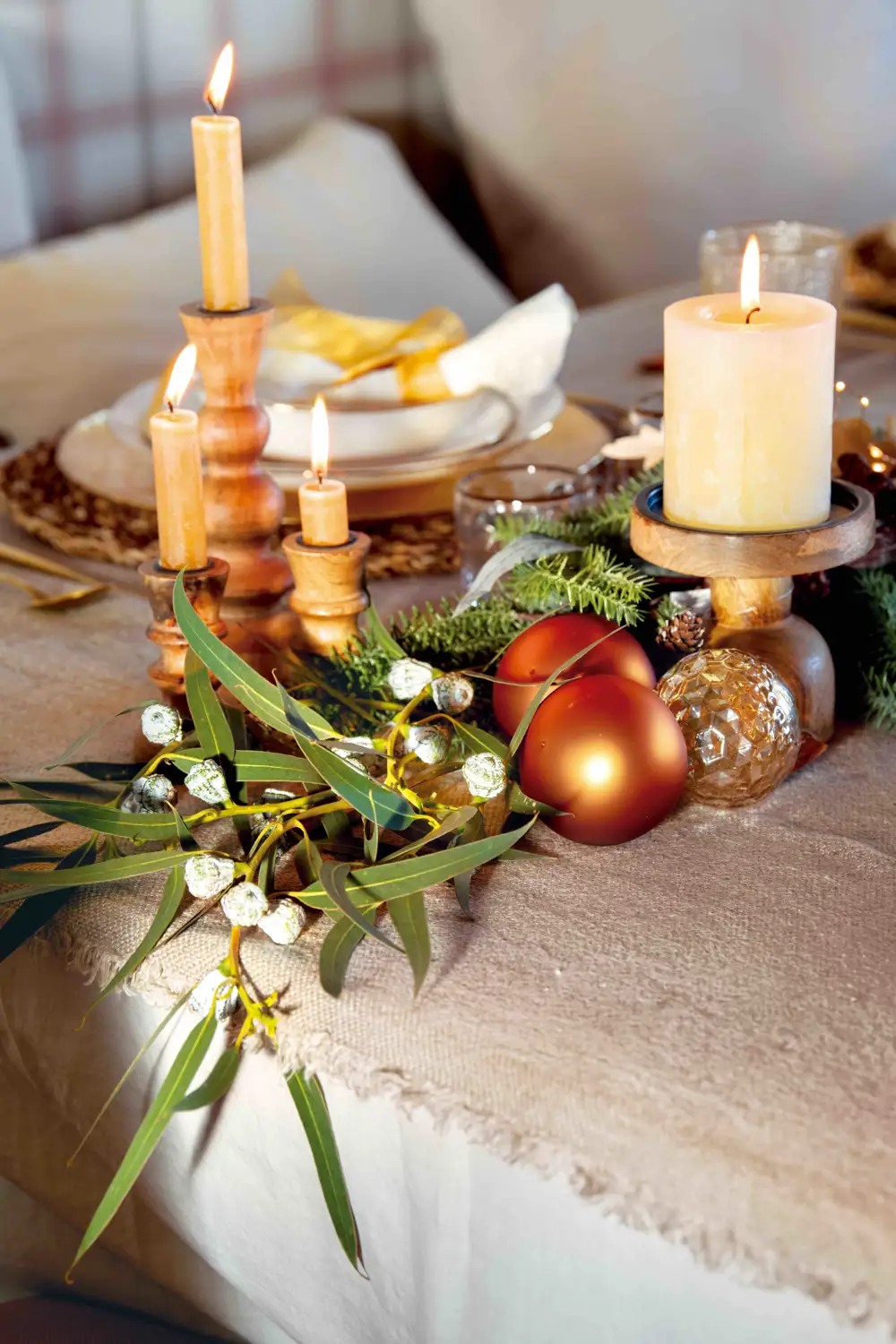 Detalle de centro de mesa navideño 00581938