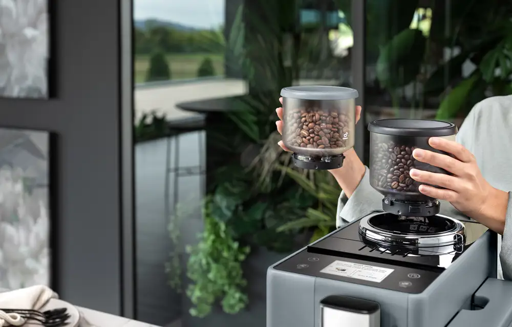 Cafetera superautomática Rivelia de De'Longhi