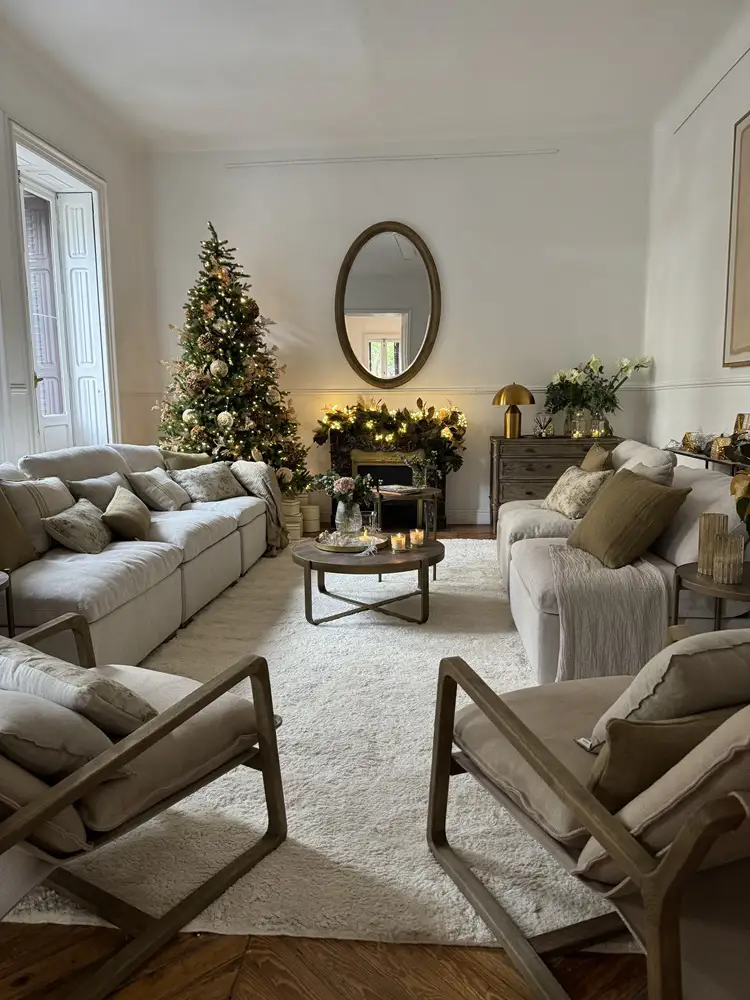 Salón navideño de la Casa de El Mueble