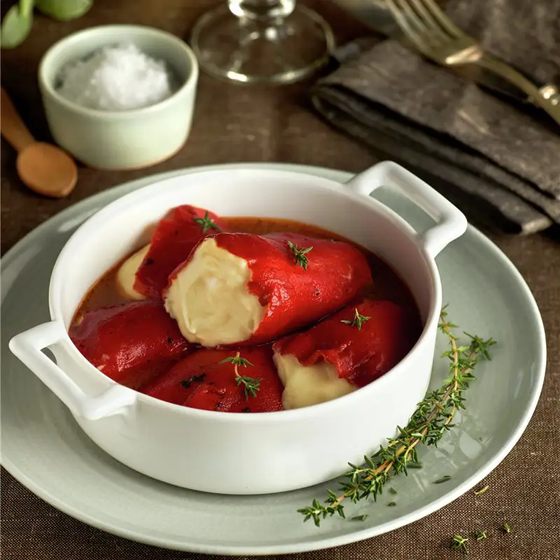 Pimientos rellenos de brandada de bacalao 