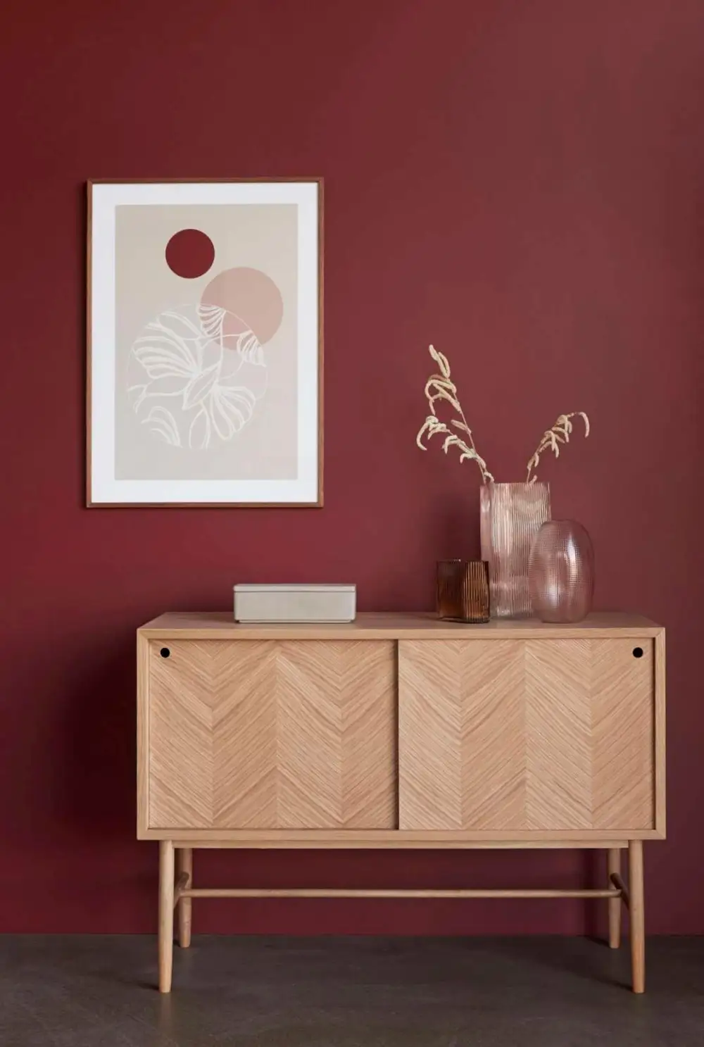 Aparador Birgiren madera natural de Hübsch de venta en Vackart