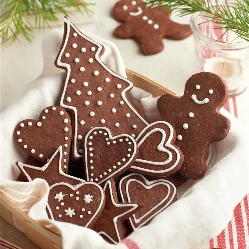 Galletas de chocolate y mazapán navideñas