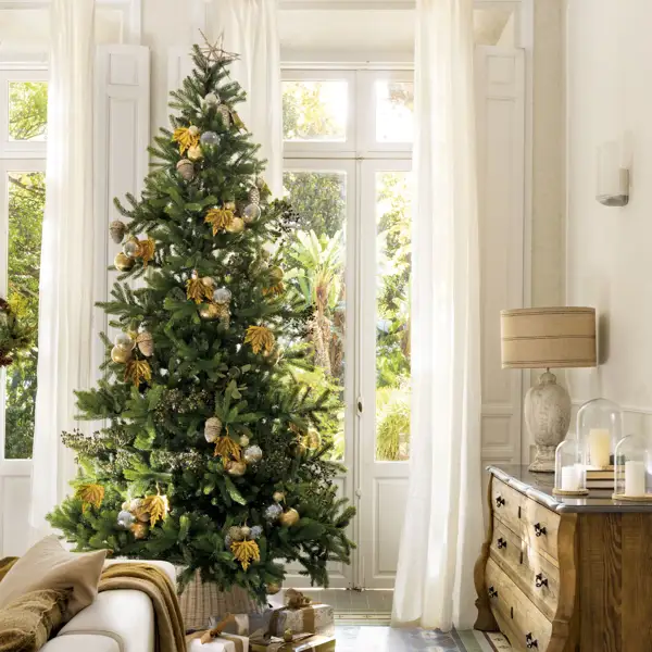 Ha llegado la tendencia estilosa que más veremos esta Navidad en el árbol: original y muy fácil de hacer 