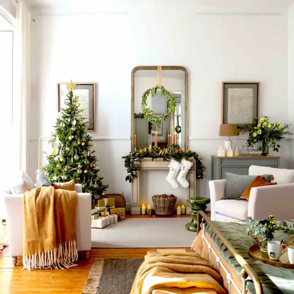 Un dormitorio romántico y moderno en La Casa de Navidad de El Mueble: NUEVAS ideas para copiar