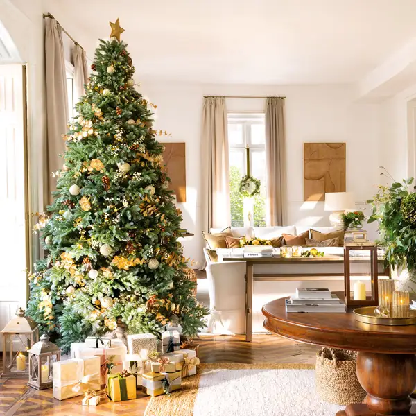 NO decores el árbol siempre igual: 6 ideas elegantes y estilosas según la estilista de El Mueble Dafne Vijande 