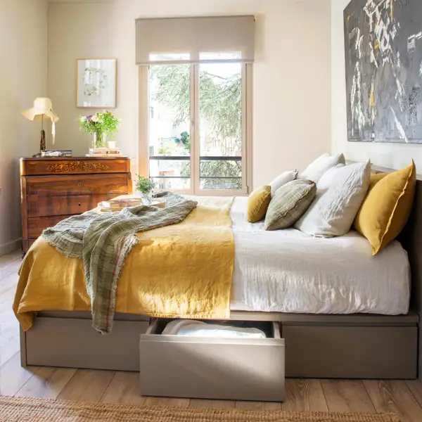 Cómo aprovechar el espacio bajo la cama con muebles y complementos de almacenamiento en tendencia