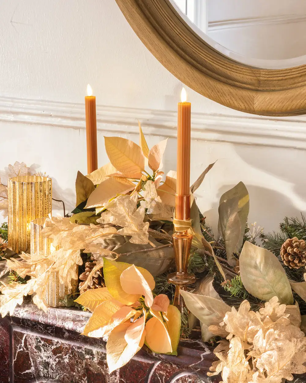 Velas naranjas navidad