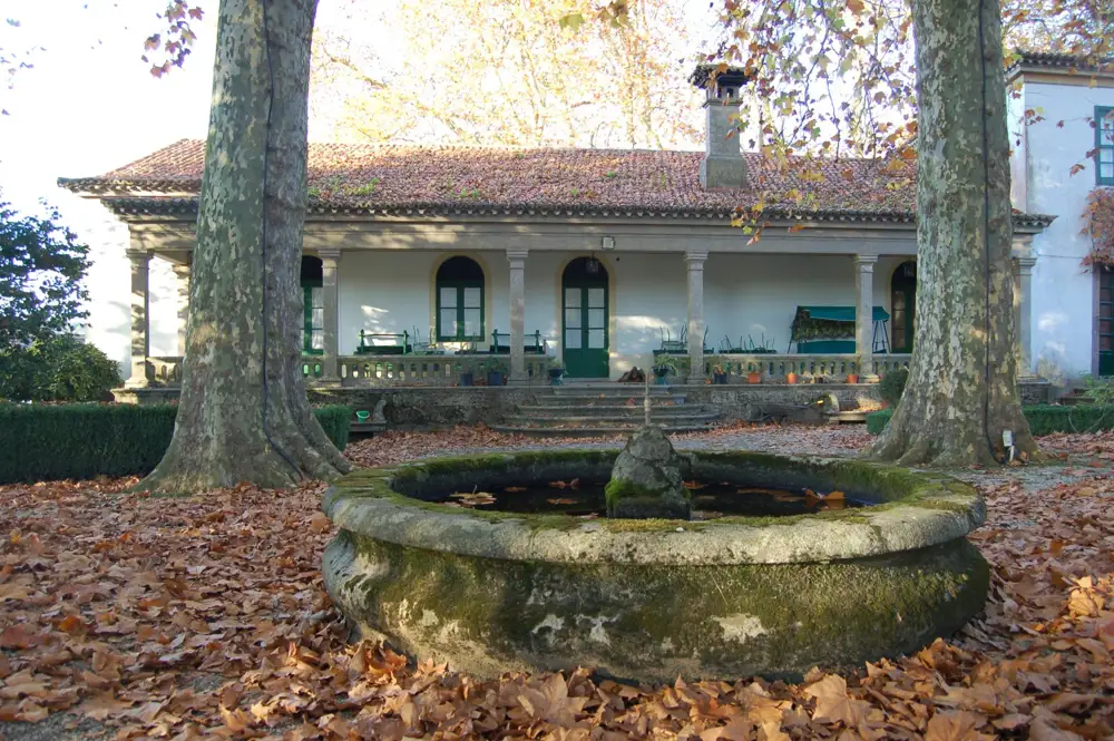 Fuente del Pazo de Aián