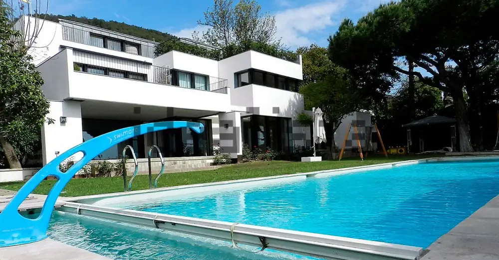 Piscina de la casa de Pep Guardiola