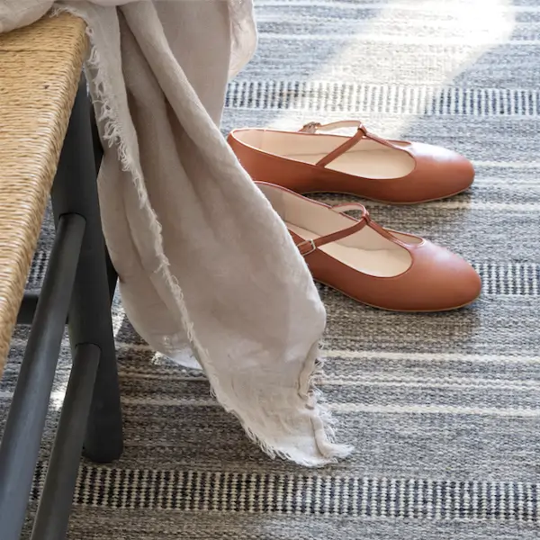 Las mujeres elegantes no llevan zapatillas y prefieren estos zapatos en tendencia de Zara, Massimo Dutti y Parfois: "Los llevaré cada día en primavera"