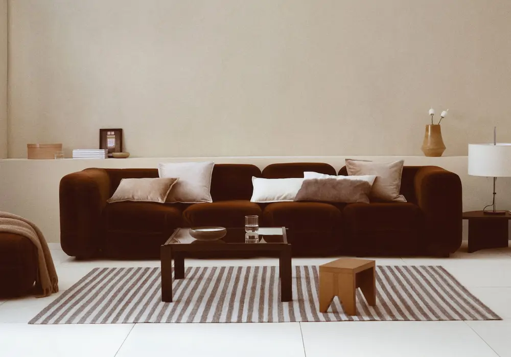 Salón con piezas de Mango Home