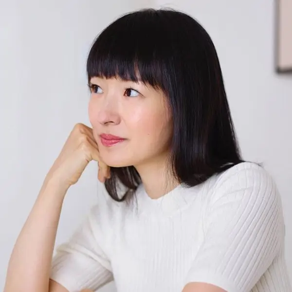 Roberta Schira, experta en orden: "El método de Marie Kondo no funciona en Europa. Para nosotros, el dibujo de nuestro hijo en la puerta de la nevera no significa desorden"