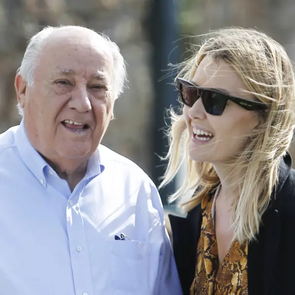 Amancio Ortega junto a su hija Marta