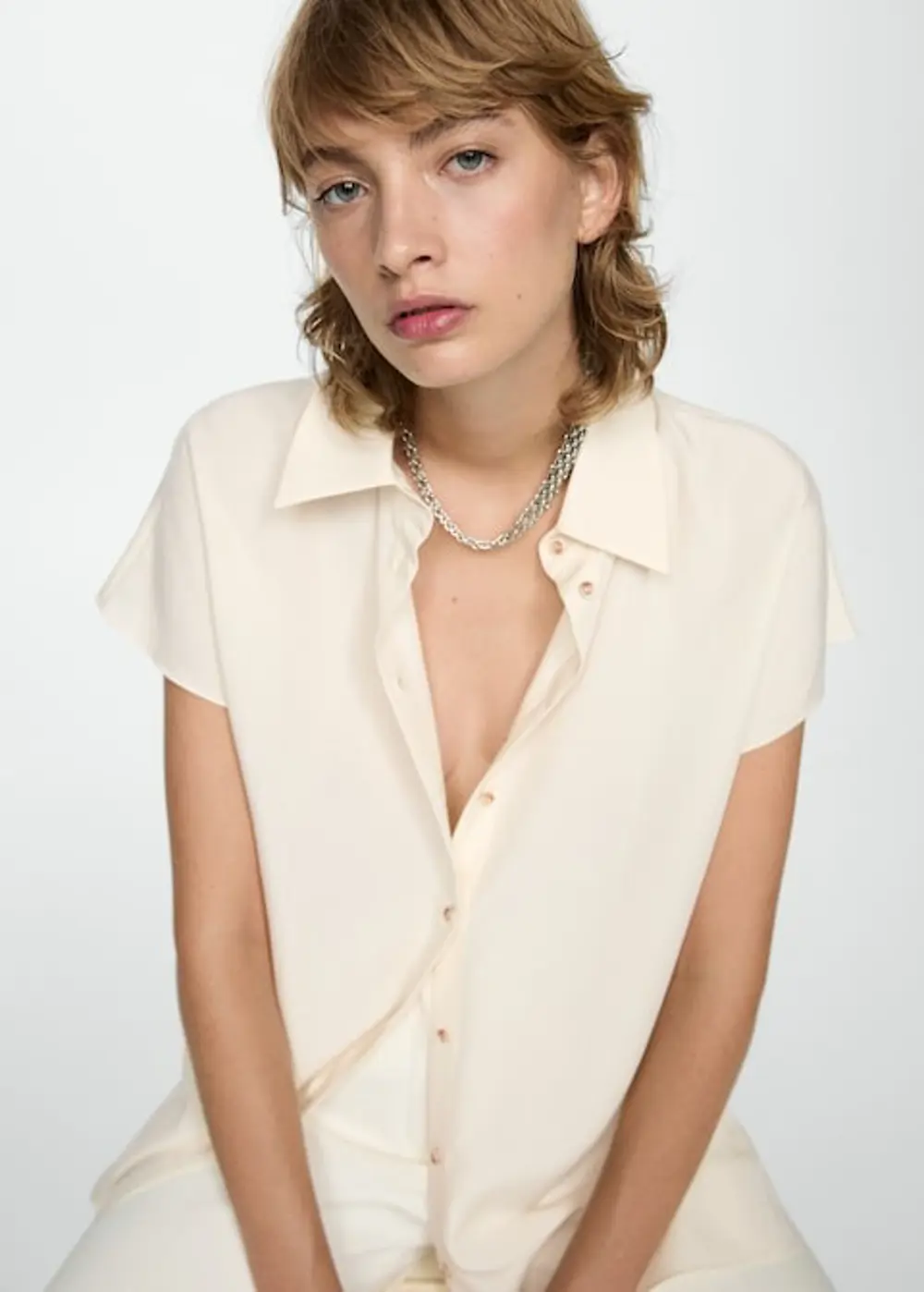 Blusa blanca manga corta