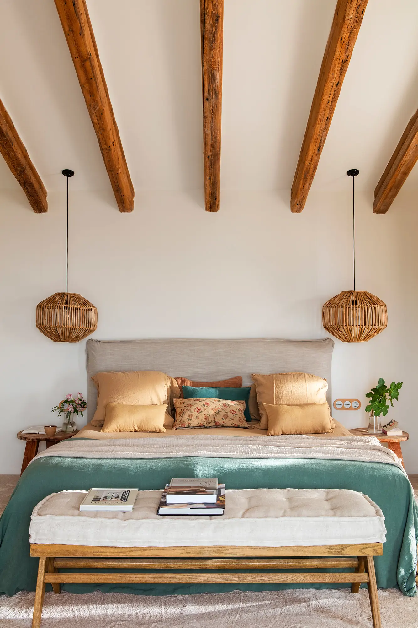 Dormitorio con color