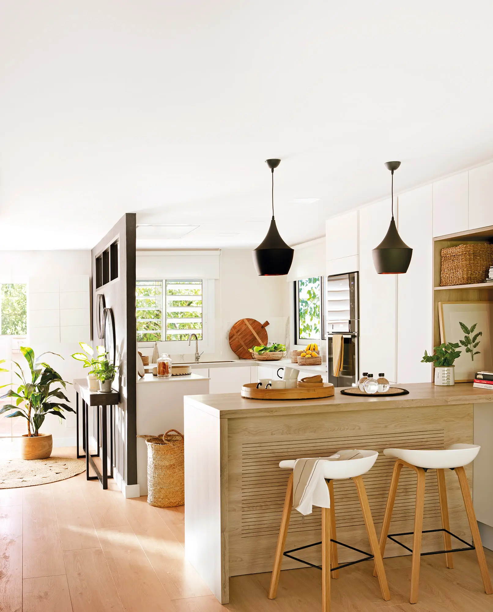 Cocina pequeña diseñada por Pia Capdevila