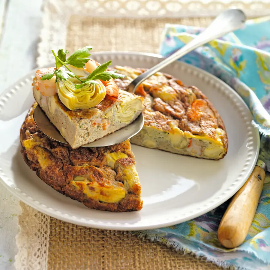 Tortilla de alcachofa y langostinos