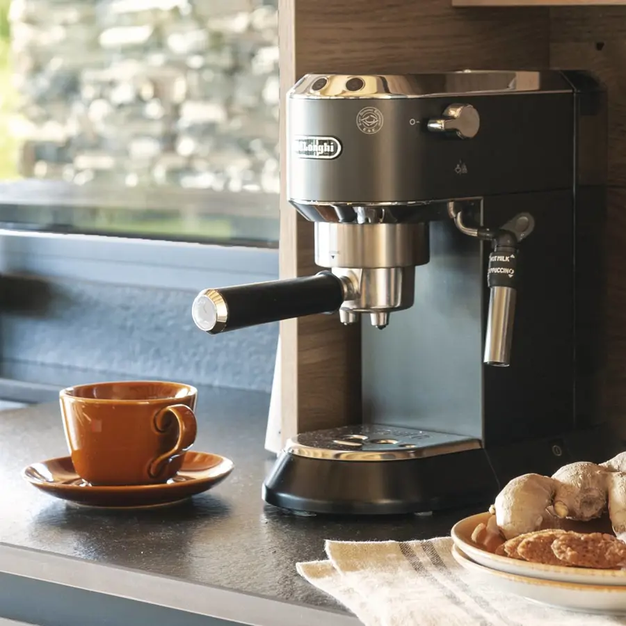 12 cafeteras de De’Longhi, Philips o Melitta, con descuentos hasta el 71%