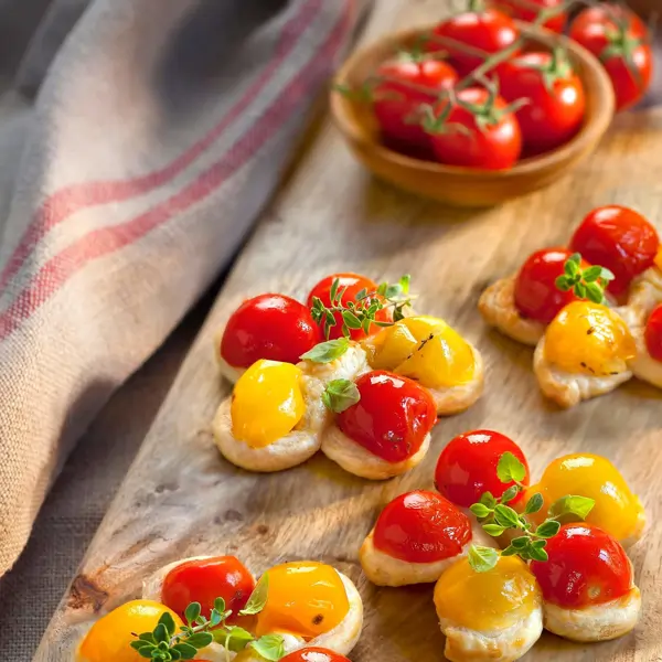 16 recetas de canapé de hojaldre para los aperitivos más fáciles y resultones