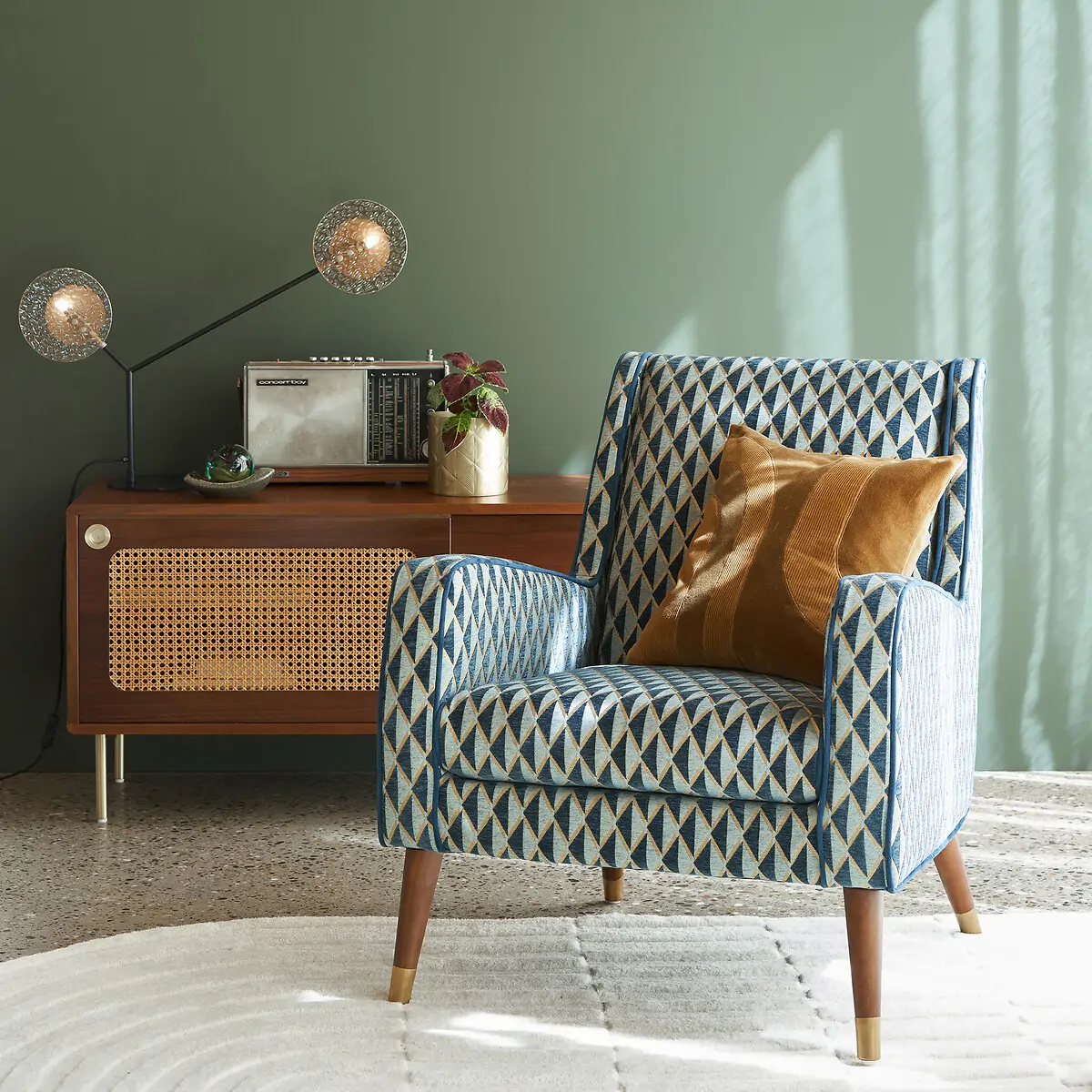 Sillón de lectura con estampado vintage multicolor
