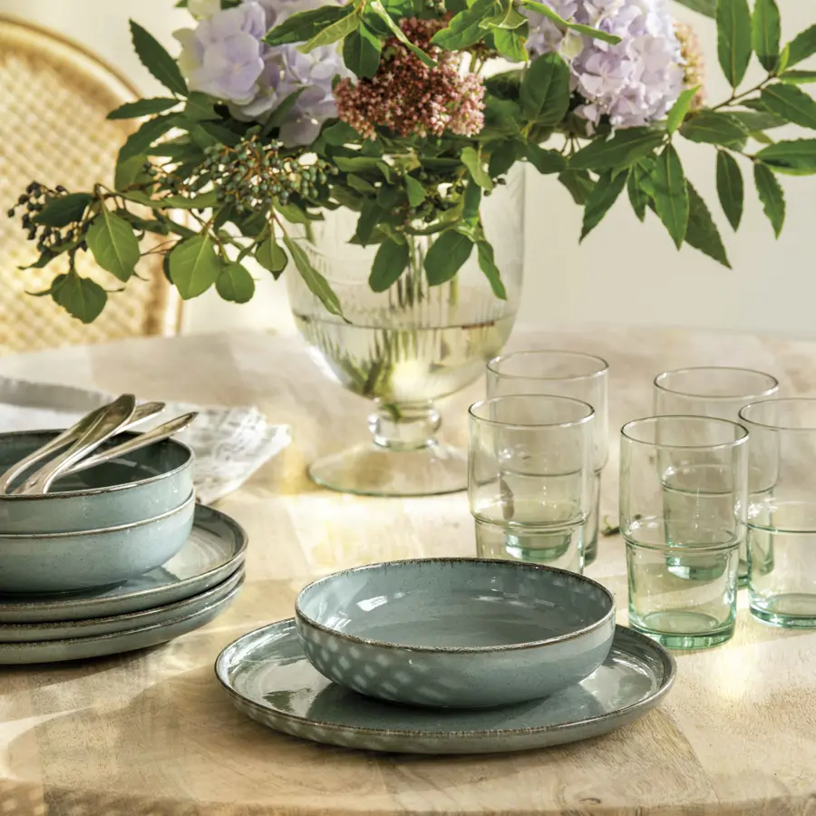 00566123 vajilla artesanal azul vasos cristal jarron cristal flores