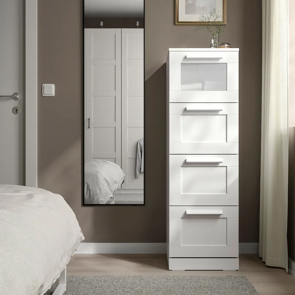 Cómoda de IKEA