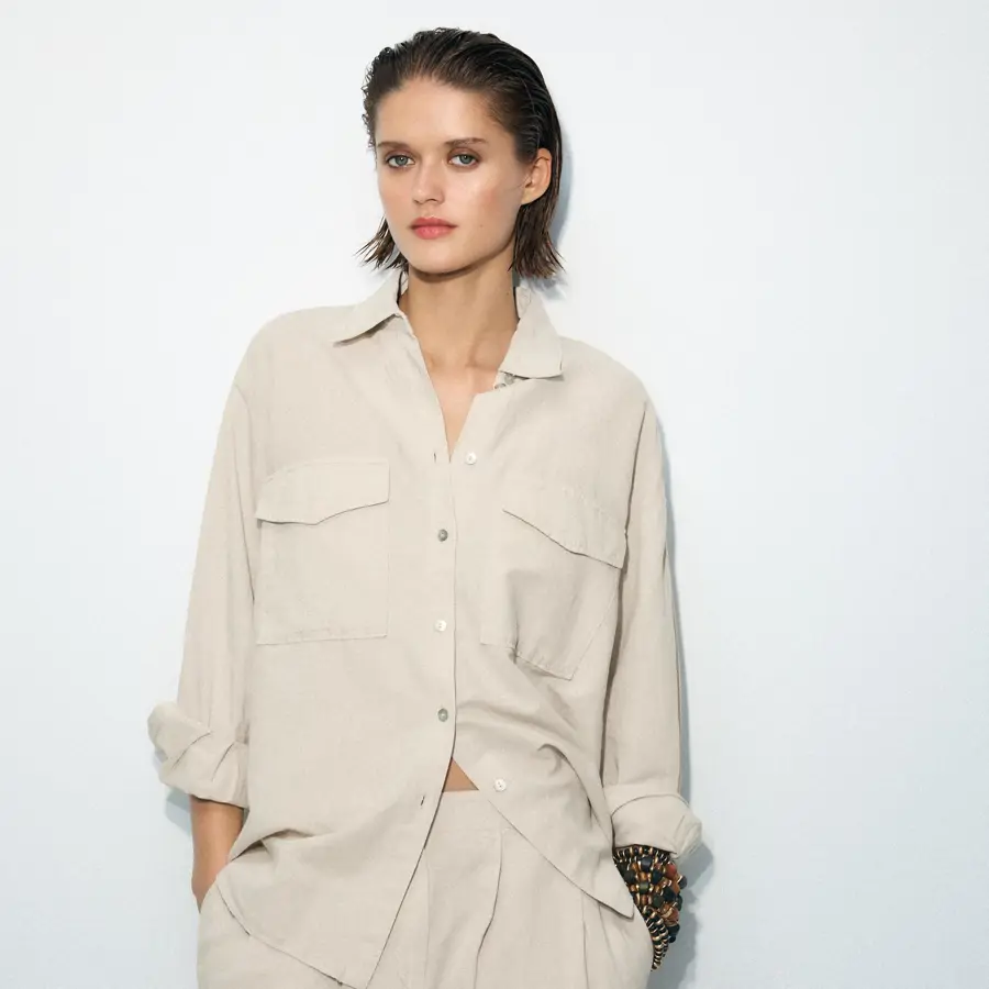 Camisa de lino color beige