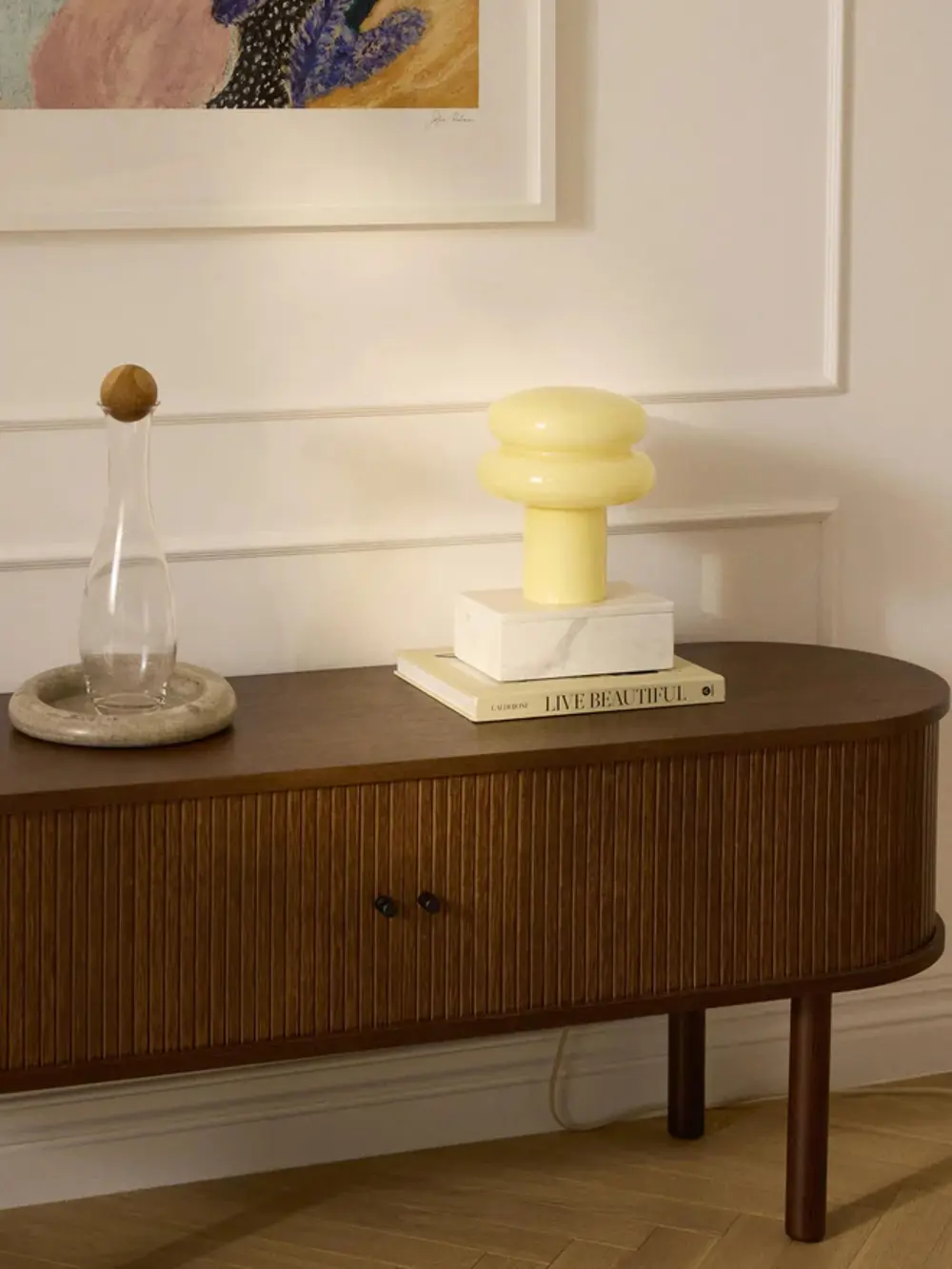 lampara mesa amarillo mantequilla westwing