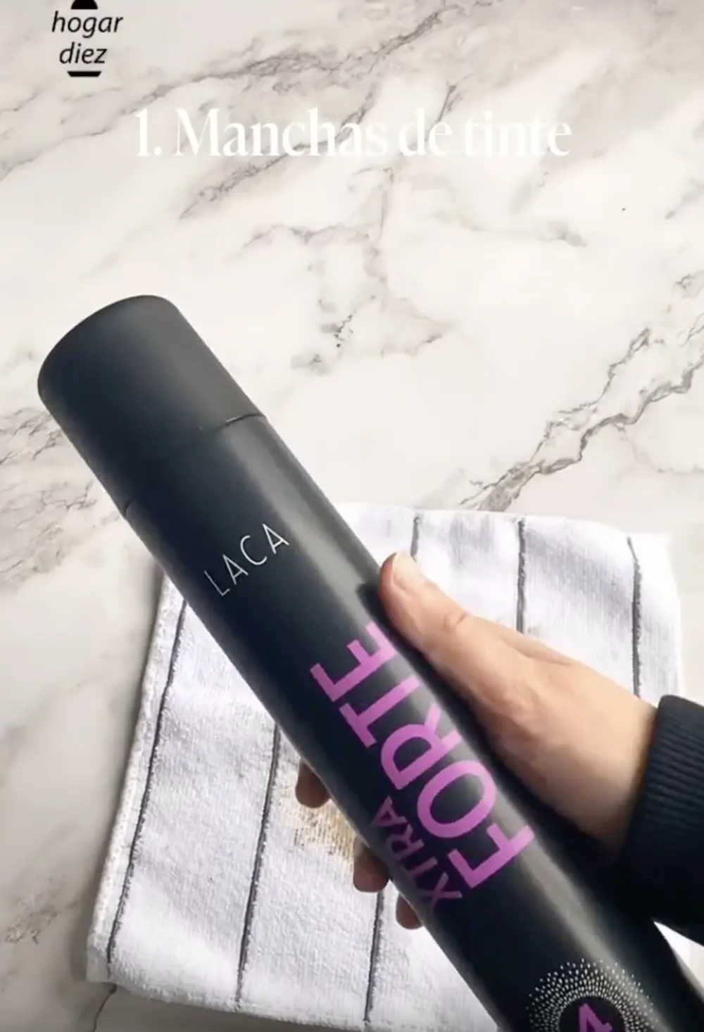 La laca es perfecta para eliminar manchas de tinte en la ropa
