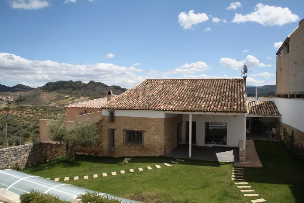 5  Rehabilitación de vivienda en Elche de la Sierra