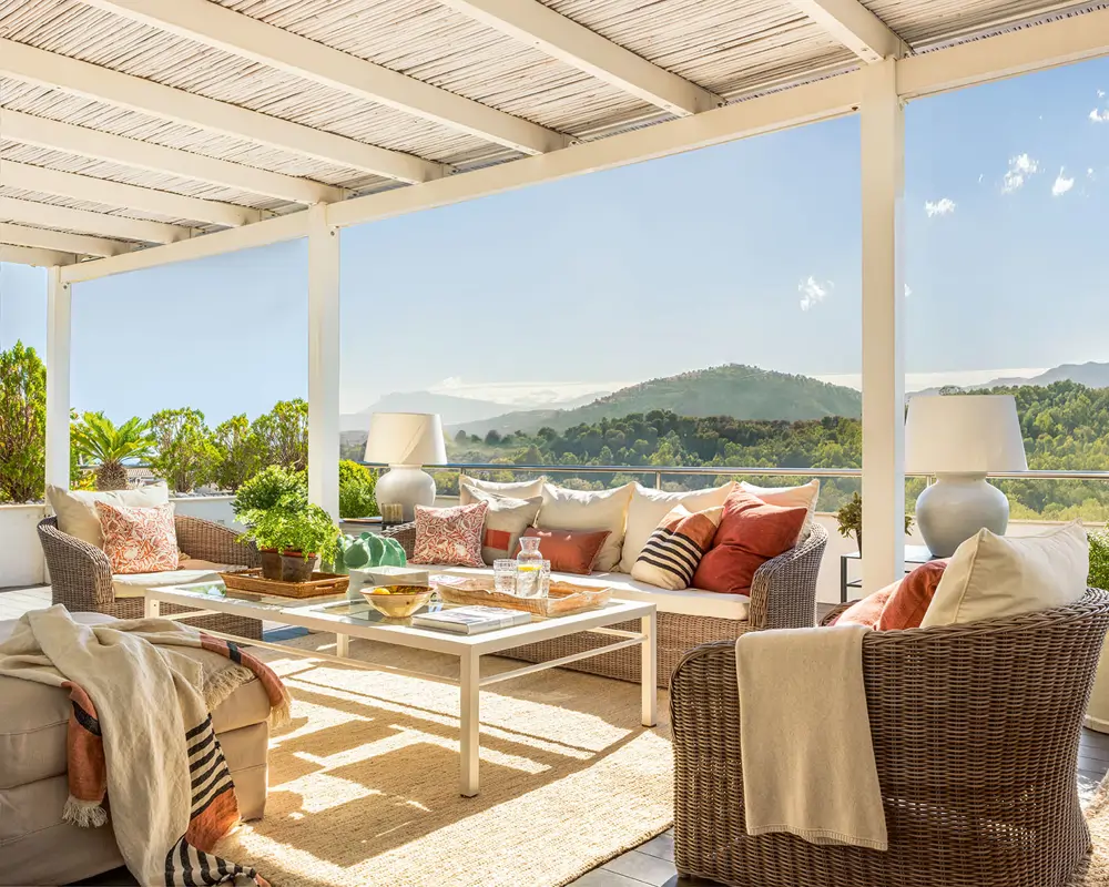 Terraza con vistas de una casa en Marbella