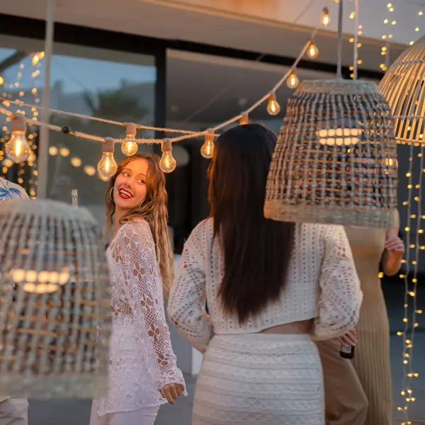 Newgarden lleva la luz y el estilo a tu jardín o terraza: sus propuestas convertirán tu terraza o jardín en un beach club 
