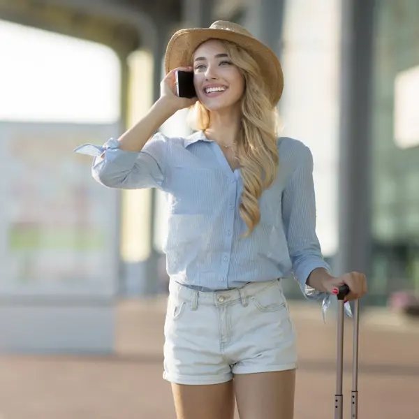 Ligera, práctica y muy potente: la batería externa "tipo power bank" con la que pude cargar el móvil y el portátil durante el apagón, me va a acompañar también en mis viajes de verano