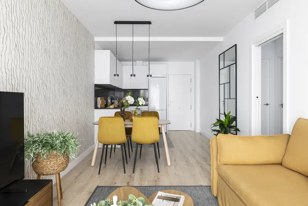 Alberto Torres Proyecto la Palma Málaga, salón, comedor y cocina abiertos