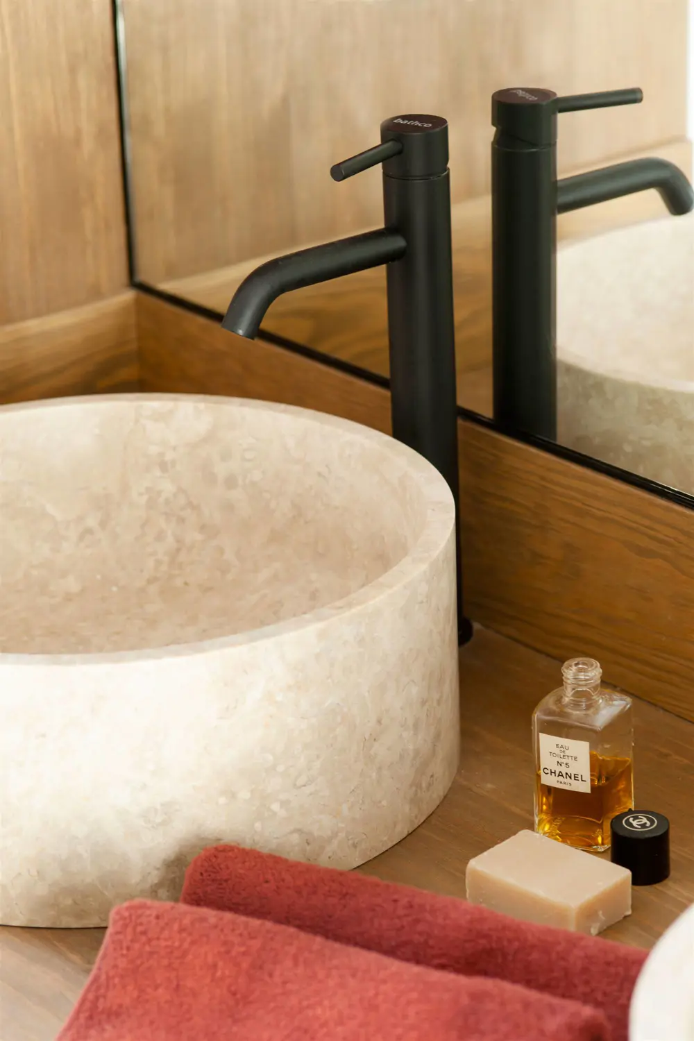 lavabo piedra y grifo negro 00522927-O