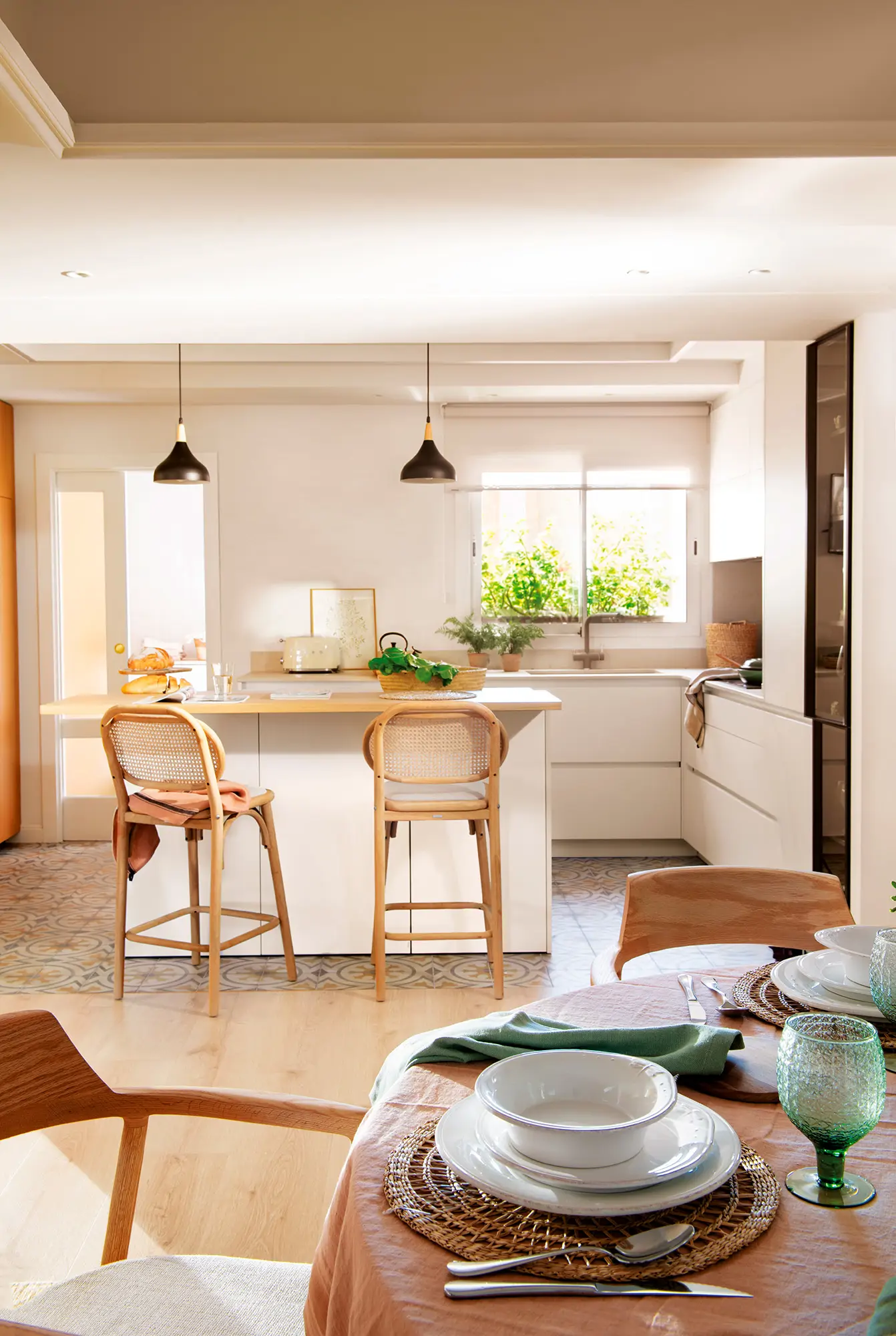 Cocina pequeña con isla