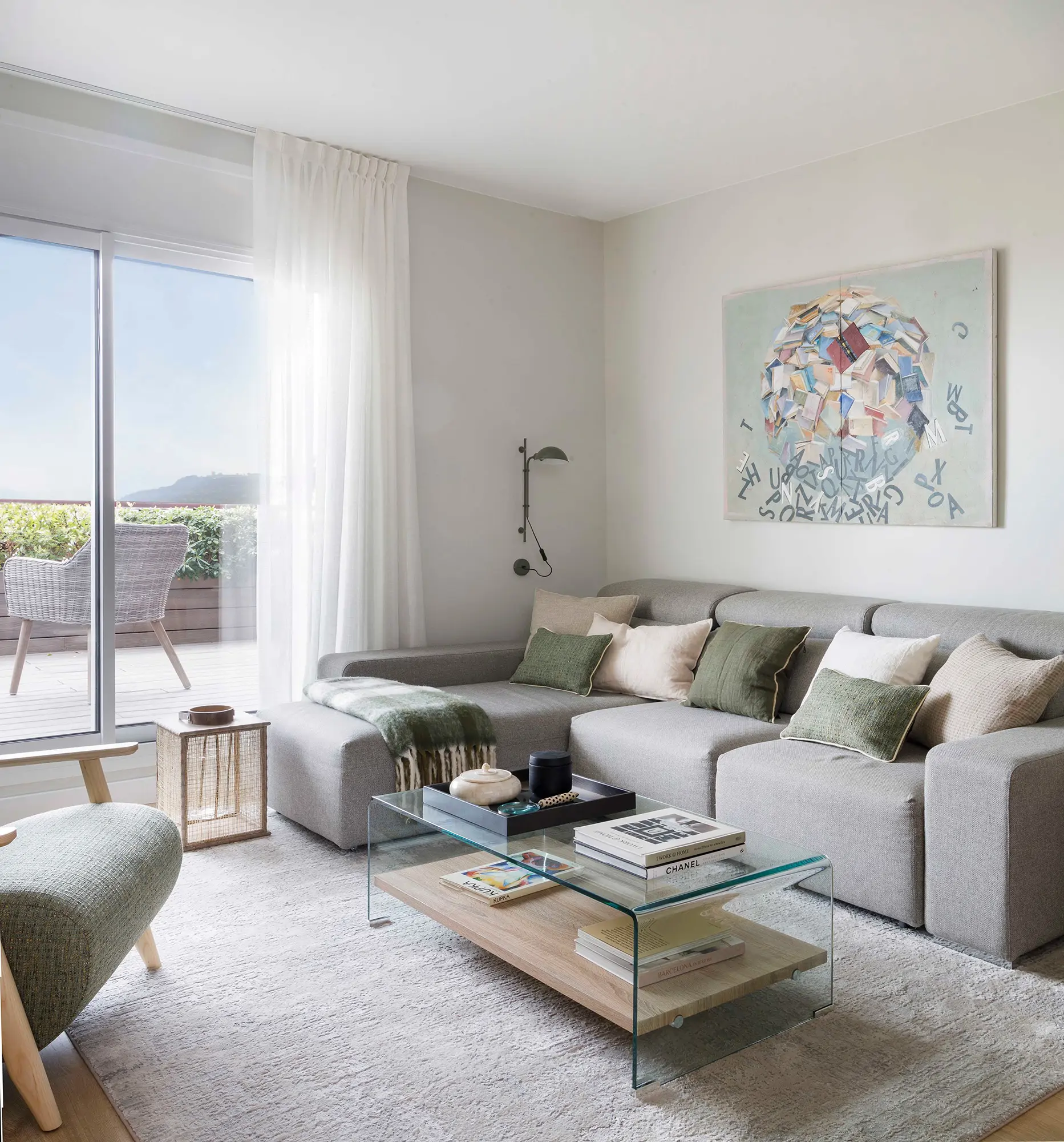 Salón decorado por Pia Capdevila con estilismo de Mar Gausachs