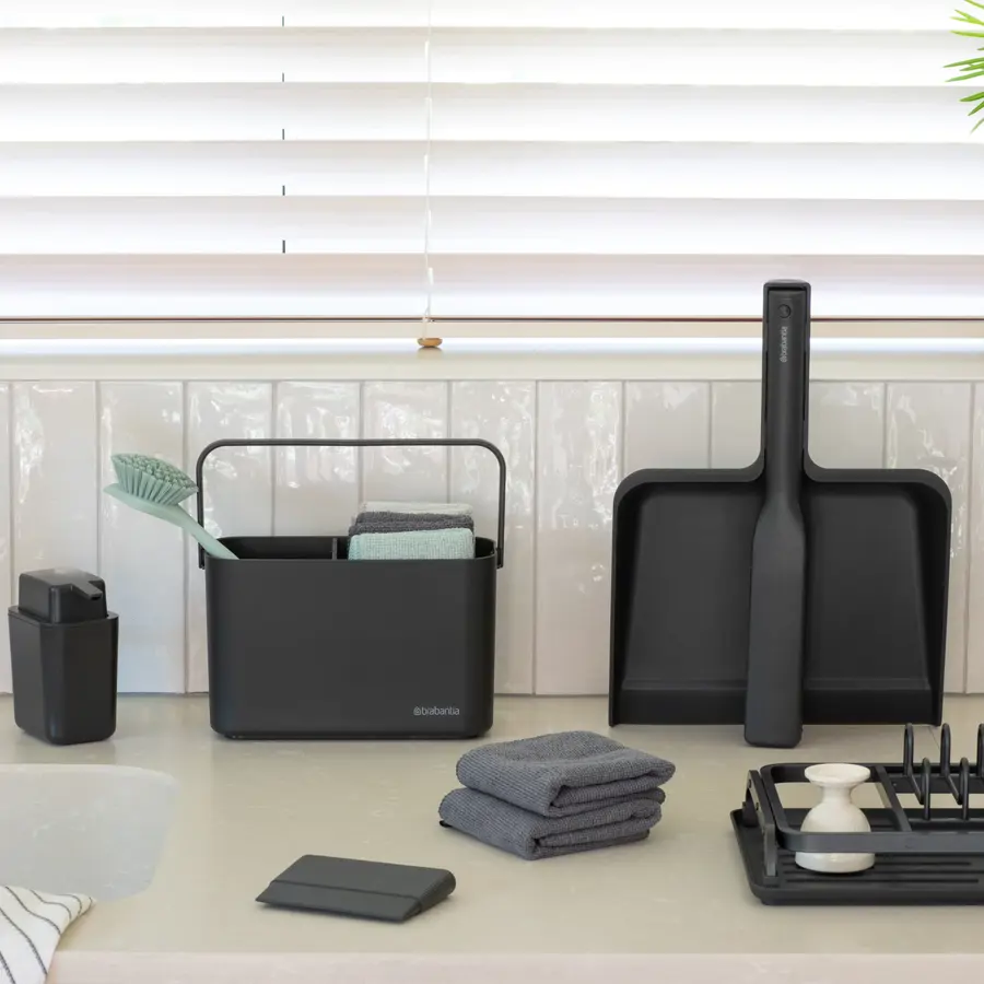 SinkSide Dustpan and Brush Set   Dark Grey   8710755234163 Brabantia 96dpi  px 9 NR 41235