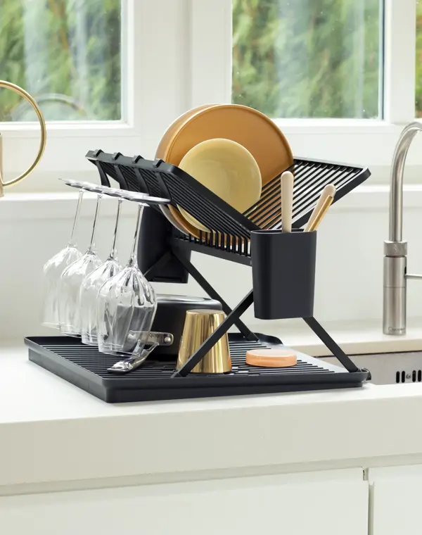 Lleva el estilo a tus rutinas de limpieza con lo nuevo de Brabantia: ¡limpiar nunca había sido tan chic!