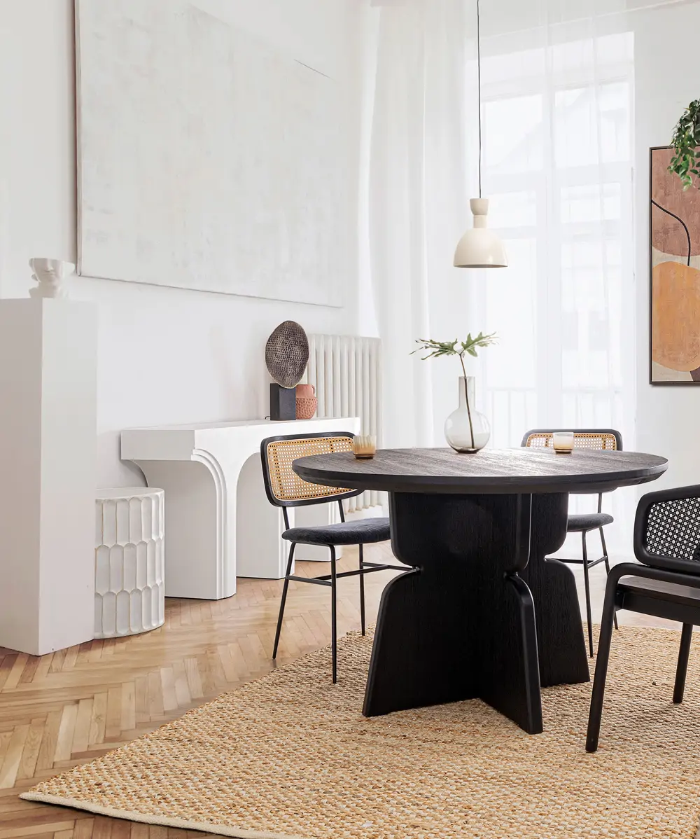 Mesa de comedor negra modelo Matiz de Rey
