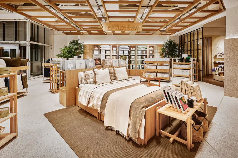 04 LEFTIES WESTFIELD PARQUESUR HOME