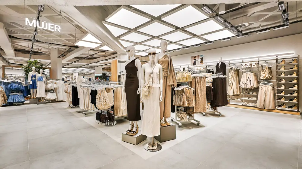 11 LEFTIES WESTFIELD PARQUESUR WOMAN COLLECTION