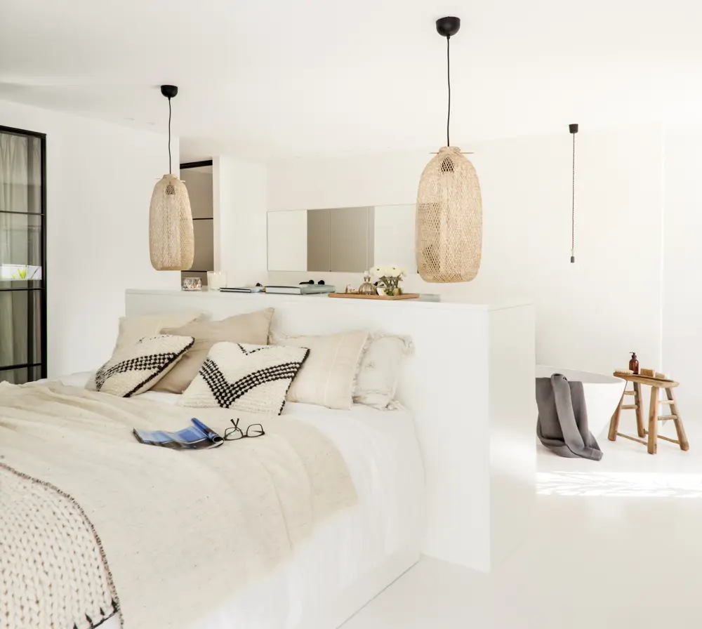 baño abierto blanco cama con cabezal separador 00510651